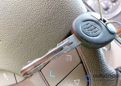 2005 Buick Lacrosse Cxl из США, поврежденный, VIN 2G4WD532151224524